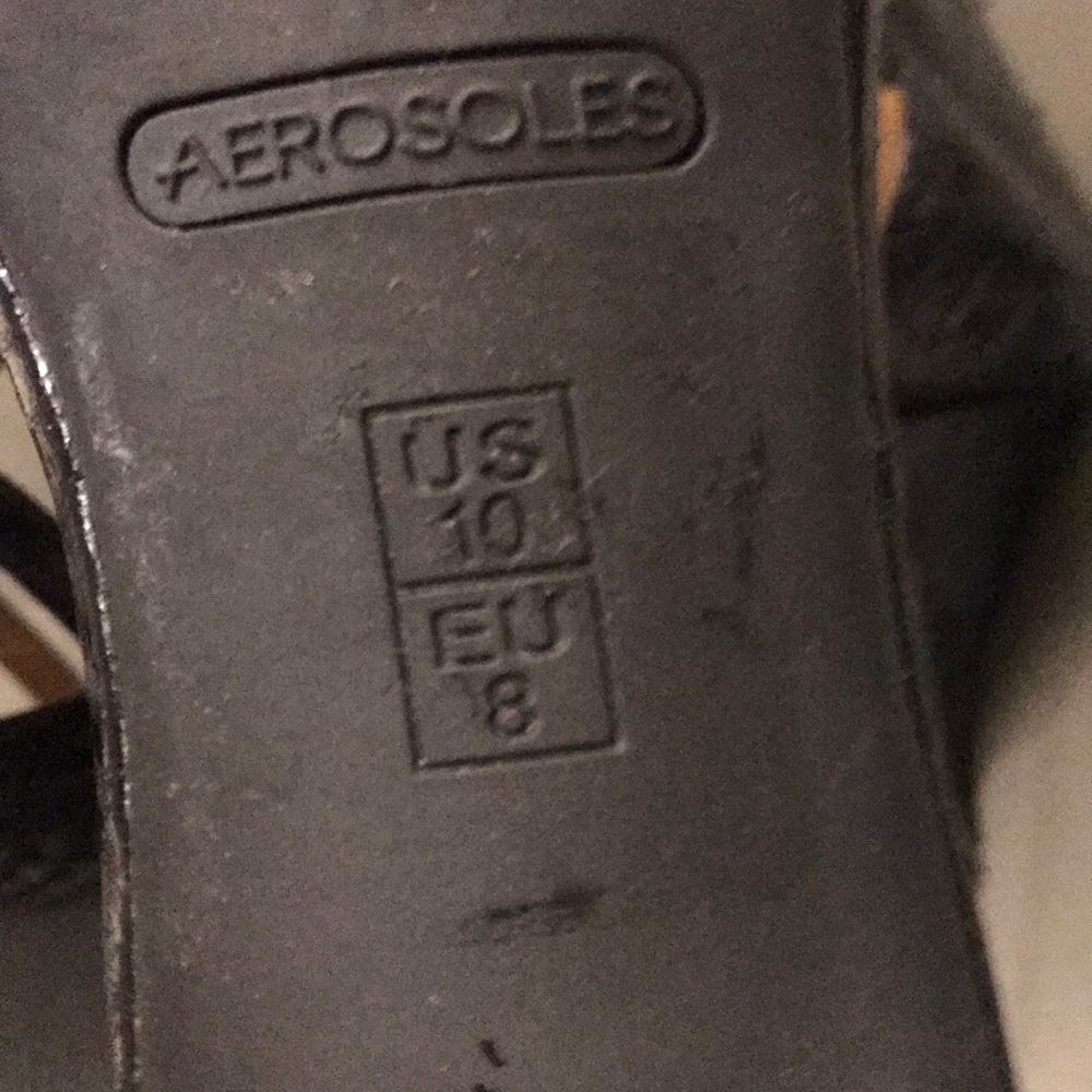 Heels - Picture 5 of 7